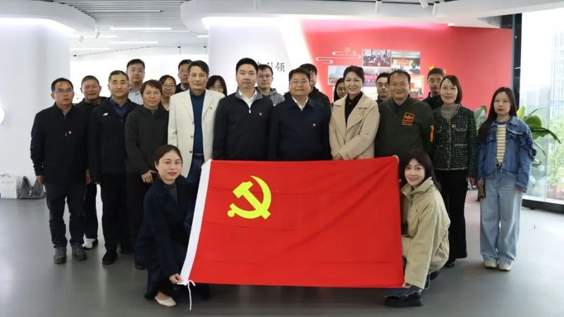 文章附图